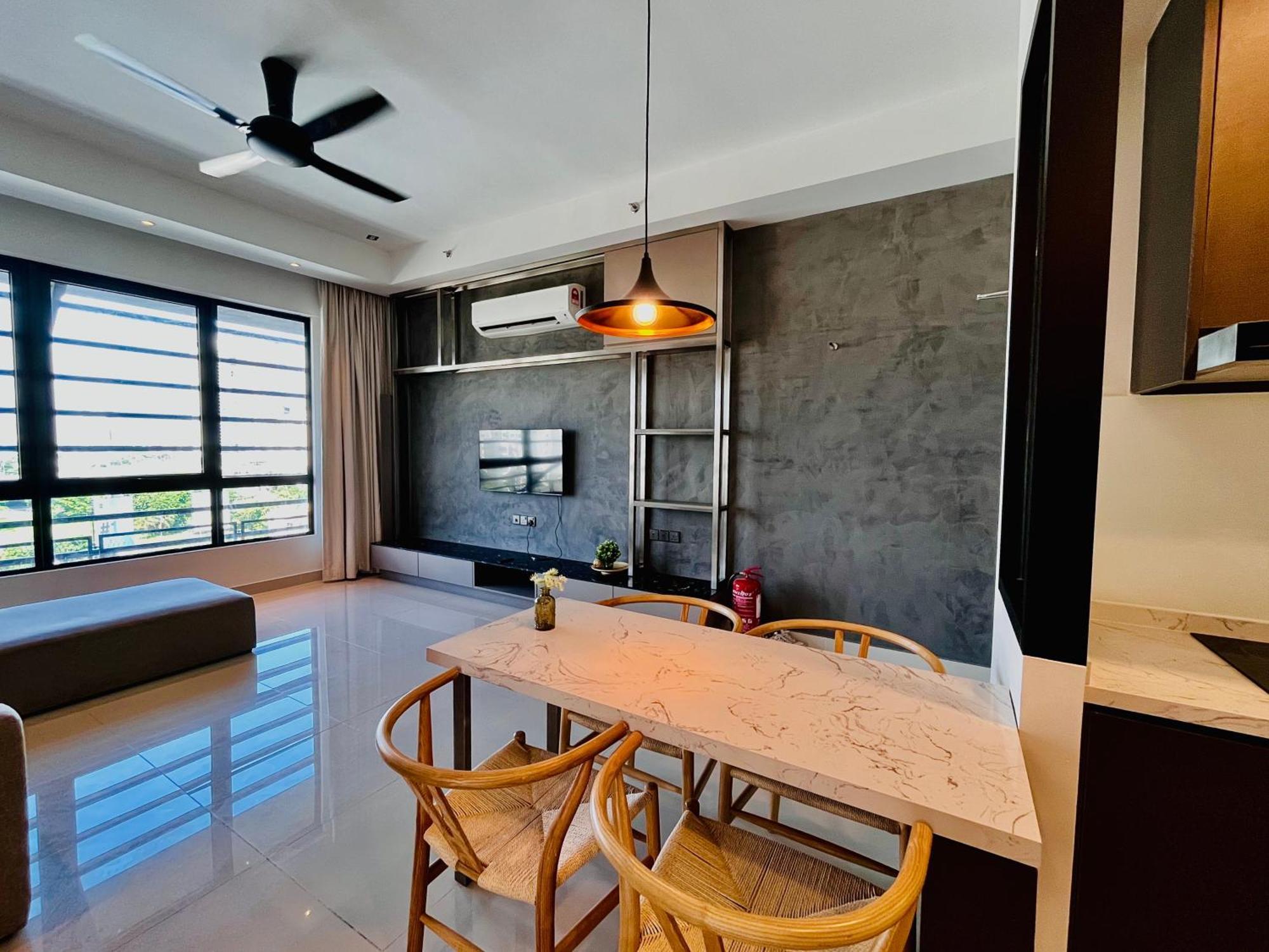 Novo Serviced By Widebed, Jalan Ampang, Gleneagles Apartment
